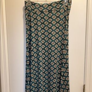 Lularoe skirt